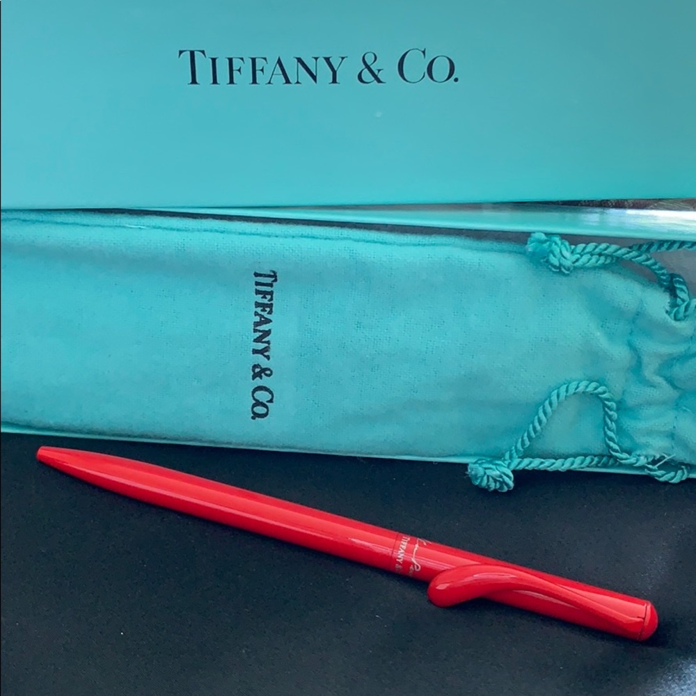 Tiffany CO. Elsa Peretti ballpoint pen red lacquer